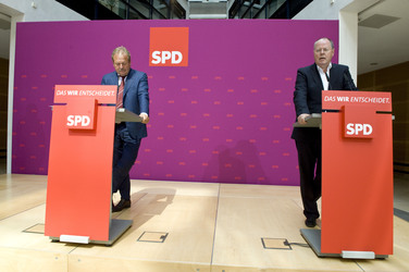 Pressestatement von Peer Steinbrueck und dem ver.di-Vorsitzenden Frank Bsirske, Berlin