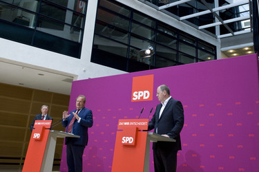 Pressestatement von Peer Steinbrueck und dem ver.di-Vorsitzenden Frank Bsirske, Berlin