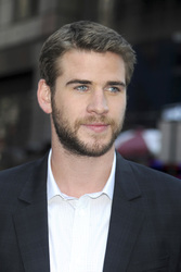 Liam Hemsworth läutet die NASDAQ Closing Bell, New York