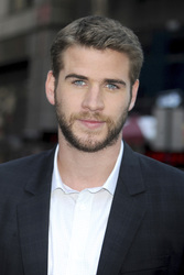 Liam Hemsworth läutet die NASDAQ Closing Bell, New York