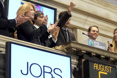 Ashton Kutcher Läutet die Eröffnungsglocke des NYSE, New York