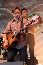 Joey Burns, Sergio Mendoza (Calexico)