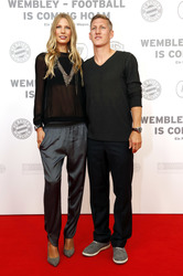 'Wembley - Football is coming hoam' Premiere, München