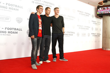 'Wembley - Football is coming hoam' Premiere, München