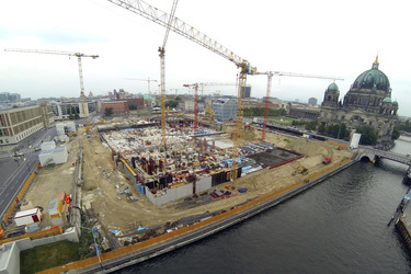 Stadtschloss Baustelle und Berliner Dom