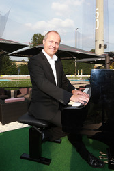 Joja Wendt in der Golf Lounge, Hamburg