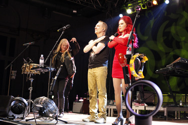 The B-52’s im Konzert, Berlin