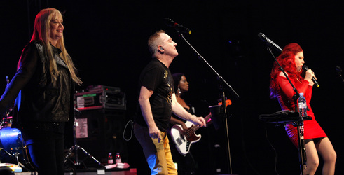 The B-52’s im Konzert, Berlin