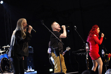 The B-52’s im Konzert, Berlin