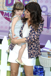 Tiffani Thiessen mit Tochter Harper Smith
