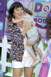 Tiffani Thiessen mit Tochter Harper Smith