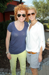 Lucy Diakovska mit Freundin Kamelia