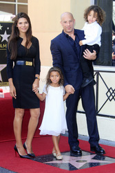 Vin Diesel mit Lebensgefährtin Paloma Jimenez, Tochter Hania Riley und Sohn Vincent