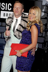 Macklemore mit Partnerin Tricia Davis