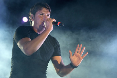Andy & Lucas Perform in Alcala de Henares