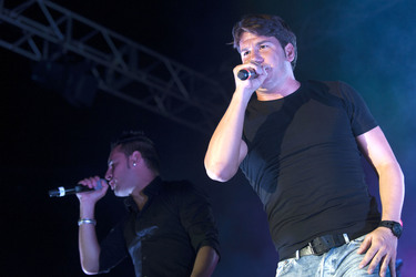 Andy & Lucas Perform in Alcala de Henares