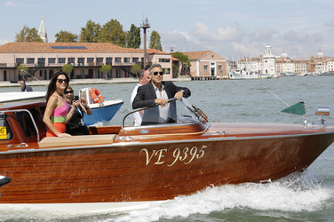 Auf dem Weg zum 'Gravity' Photocall, Biennale 2013