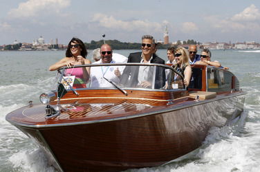 Auf dem Weg zum 'Gravity' Photocall, Biennale 2013
