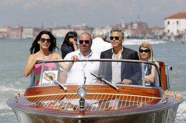 Auf dem Weg zum 'Gravity' Photocall, Biennale 2013