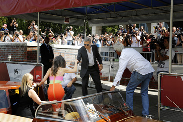 Auf dem Weg zum 'Gravity' Photocall, Biennale 2013