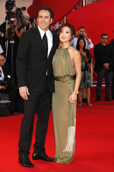 Nicolas Cage mit Ehefrau Alice Kim