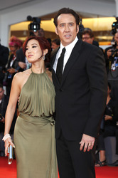 Nicolas Cage mit Ehefrau Alice Kim
