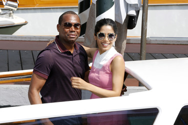 Freida Pinto auf der Biennale 2013