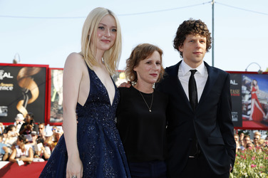 Dakota Fanning, Kelly Reichardt, Jesse Eisenberg