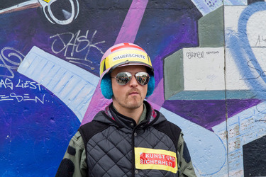 Roger Waters unterstützt den East Side Gallery Protest, Berlin