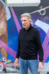 Roger Waters unterstützt den East Side Gallery Protest, Berlin