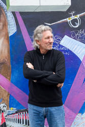 Roger Waters unterstützt den East Side Gallery Protest, Berlin