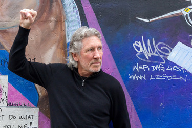 Roger Waters unterstützt den East Side Gallery Protest, Berlin