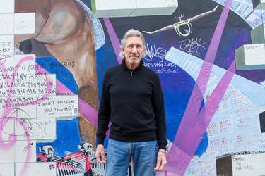 Roger Waters unterstützt den East Side Gallery Protest, Berlin