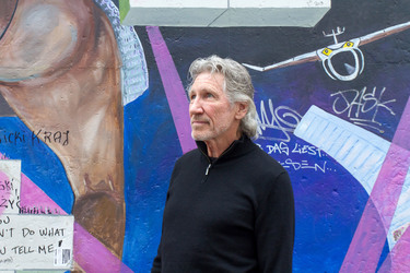 Roger Waters unterstützt den East Side Gallery Protest, Berlin