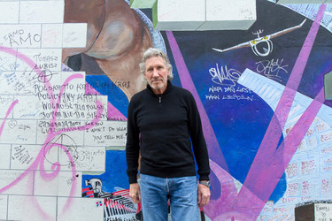 Roger Waters unterstützt den East Side Gallery Protest, Berlin