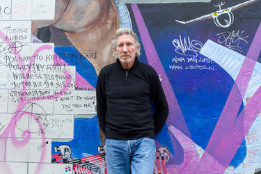 Roger Waters unterstützt den East Side Gallery Protest, Berlin