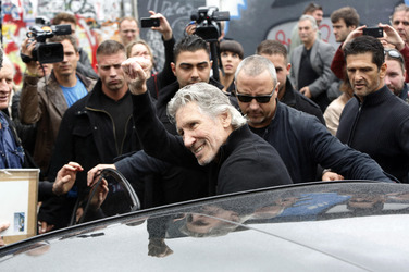 Roger Waters unterstützt den East Side Gallery Protest, Berlin
