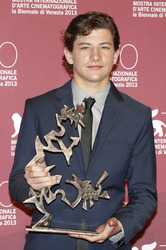 Tye Sheridan mit dem Marcello Mastroianni Award für den besten NachwuchsSchauspieler in 'Joe'