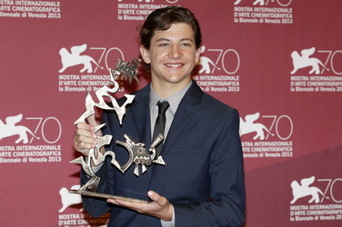 Tye Sheridan mit dem Marcello Mastroianni Award für den besten NachwuchsSchauspieler in 'Joe'