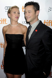 Scarlett Johansson, Joseph Gordon-Levitt