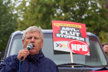 NPD Kundgebung in Hellersdorf, Berlin