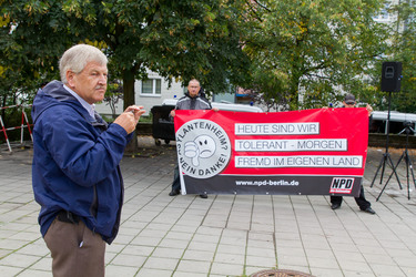NPD Kundgebung in Hellersdorf, Berlin
