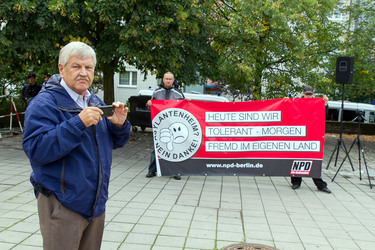 NPD Kundgebung in Hellersdorf, Berlin