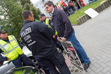 NPD Kundgebung in Hellersdorf, Berlin
