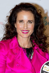 Andie MacDowell bei Douglas, Berlin