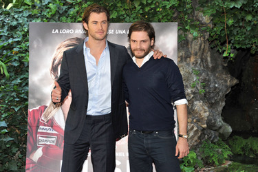 Chris Hemsworth, Daniel Brühl
