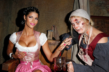 Micaela Schäfer im Berlin Dungeon