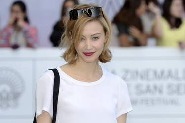 Sarah Gadon verlässt ihr Hotel, San Sebastian Film Festival 2013