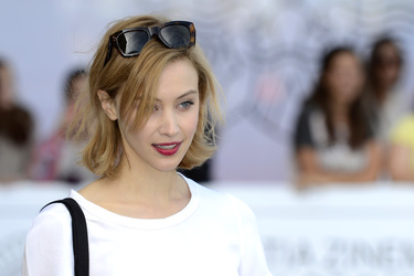 Sarah Gadon verlässt ihr Hotel, San Sebastian Film Festival 2013
