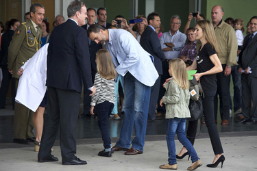 Die spanische königliche Familie besucht König Juan Carlos im Krankenhaus, Pozuelo de Alarcon